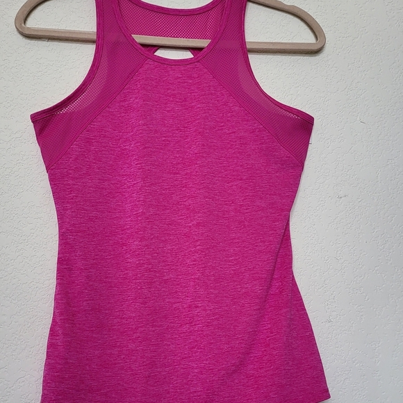 Reebok Pink Sleeveless Fitted Cut Out Tank T. Size XS - Picture 6 of 7
